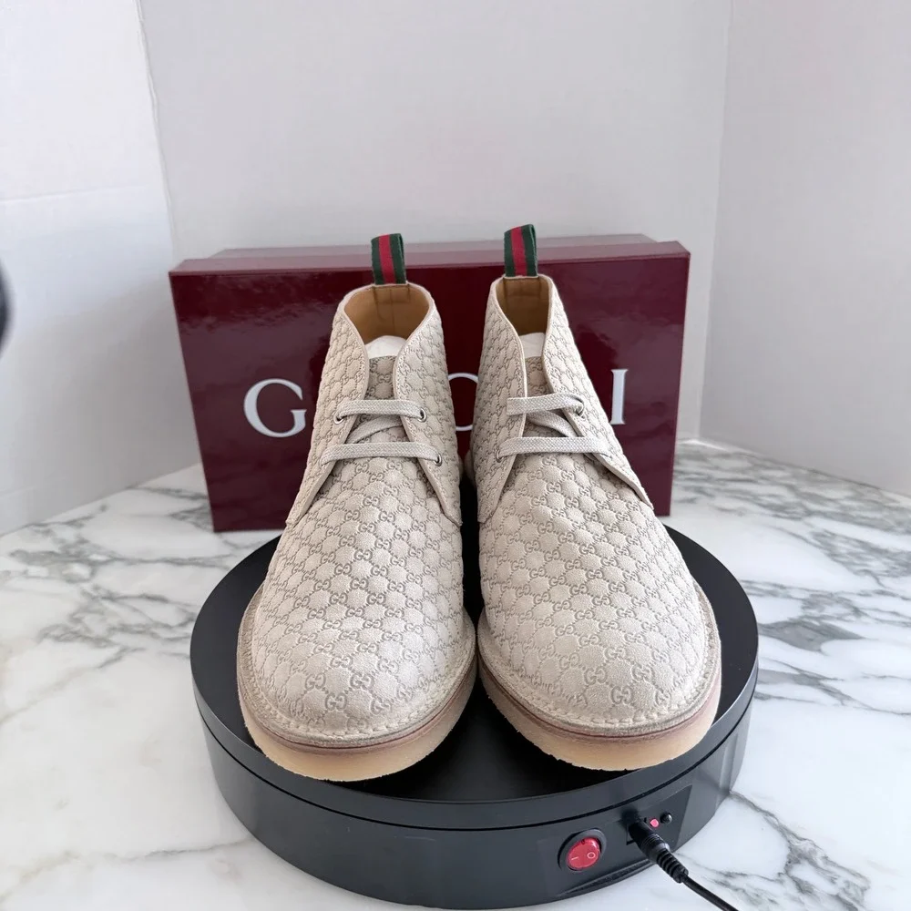 GUCCI GG Suede Desert Boots Embossed Oatmeal Tan Shoe, G 9